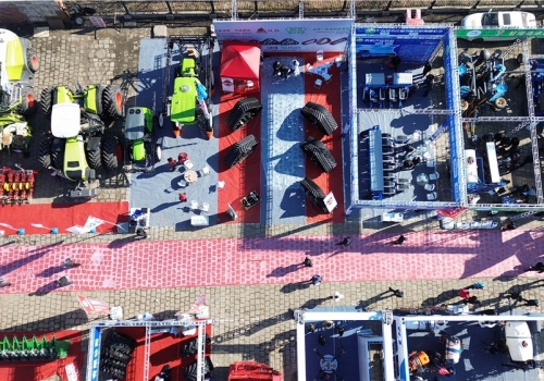 泰特橡胶携全系列链轨底架亮相 2025 黑龙江农机展